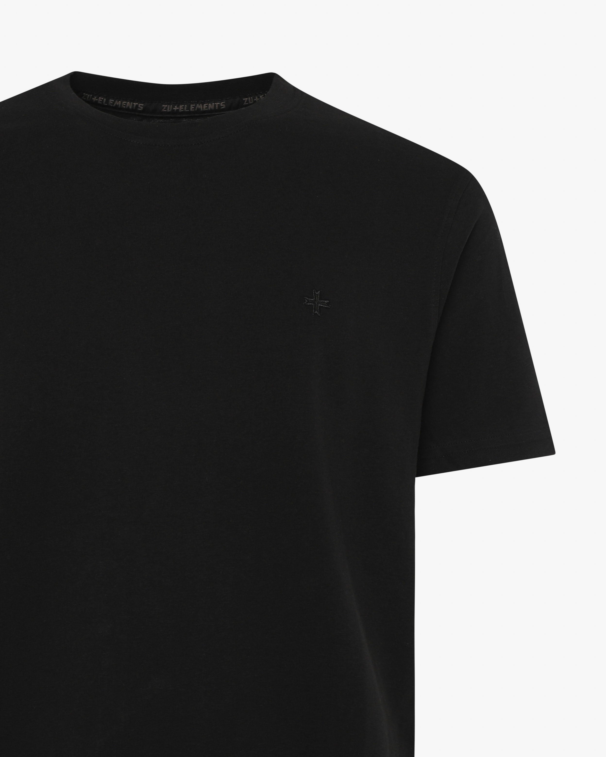 T-Shirt con ricamo tono su tono