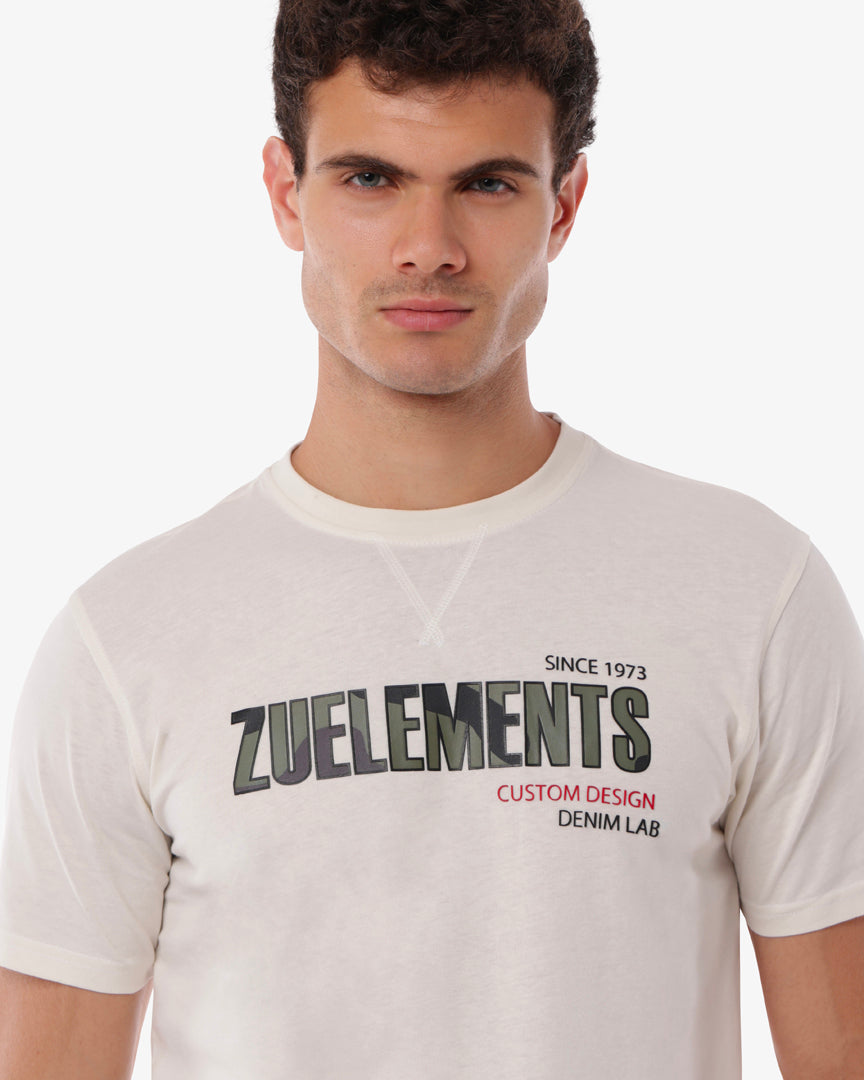 T-shirt con stampa camouflage