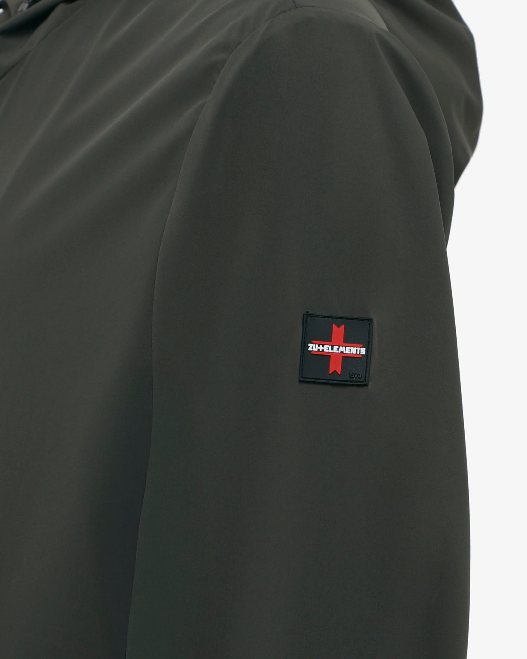 Giubbino zip con cappuccio e chiusura frontale