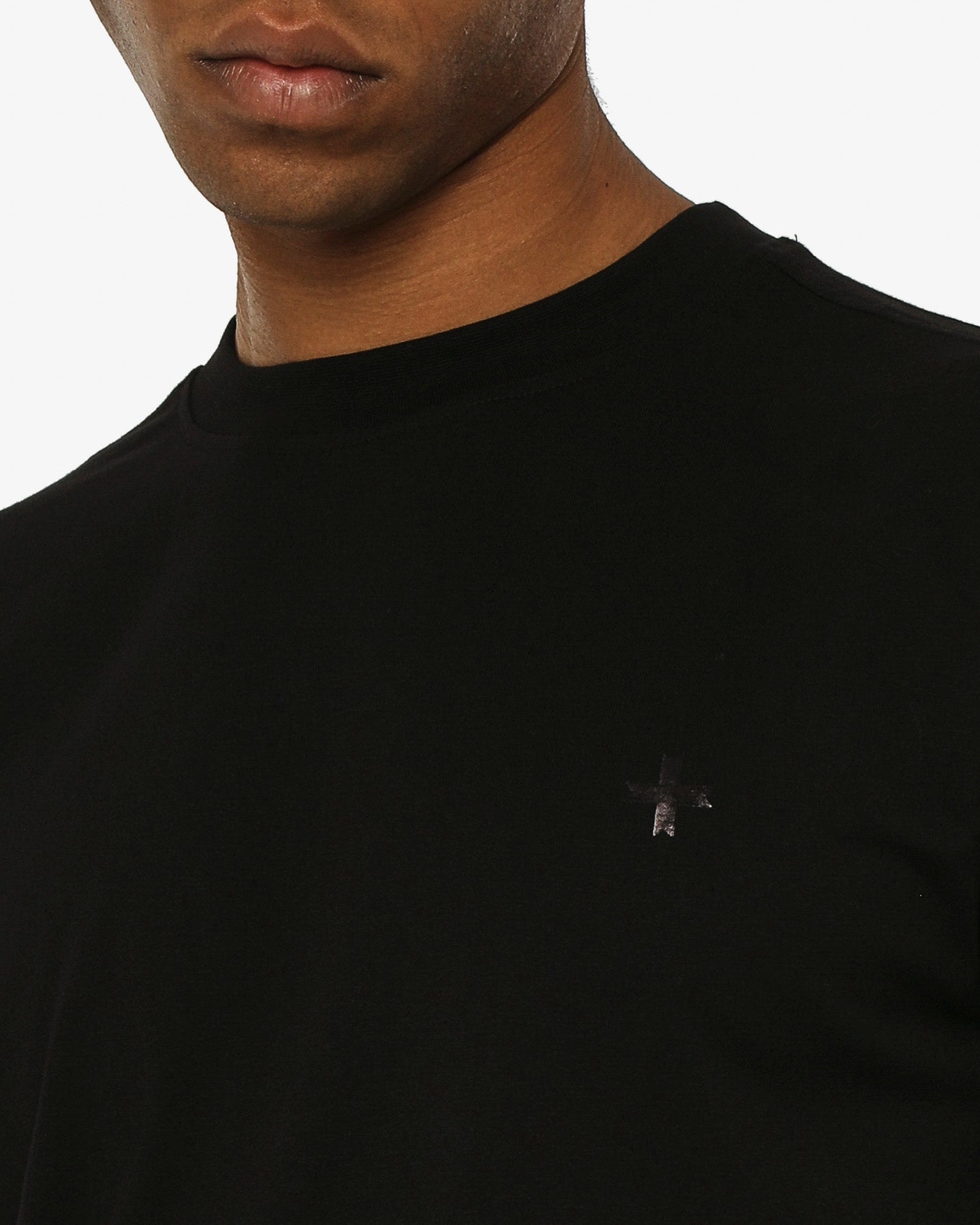 T-shirt girocollo maniche corte, logo stampato lato cuore in tono e stampa sul dietro