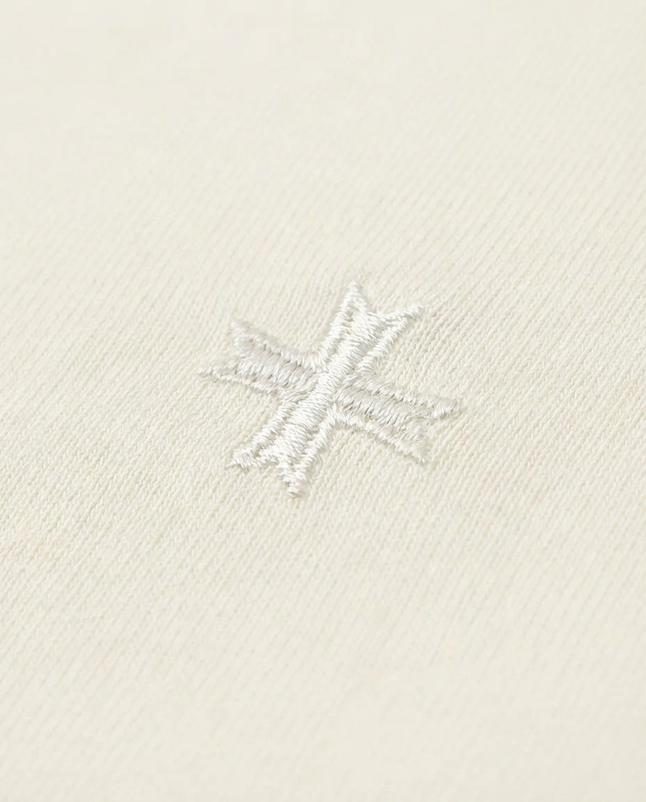 T-shirt girocollo maniche corte con micrologo ricamato