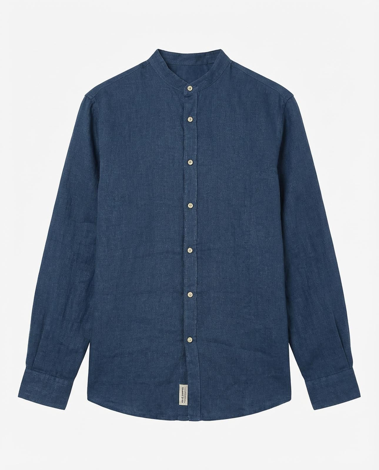 Camicia in puro lino con collo coreano e vestibilità regular