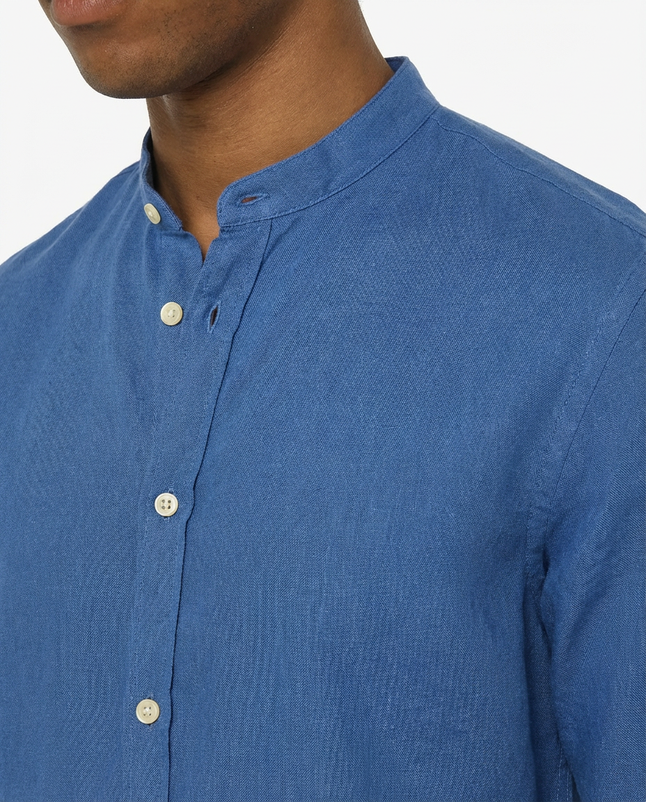 Camicia in puro lino con collo coreano e vestibilità regular