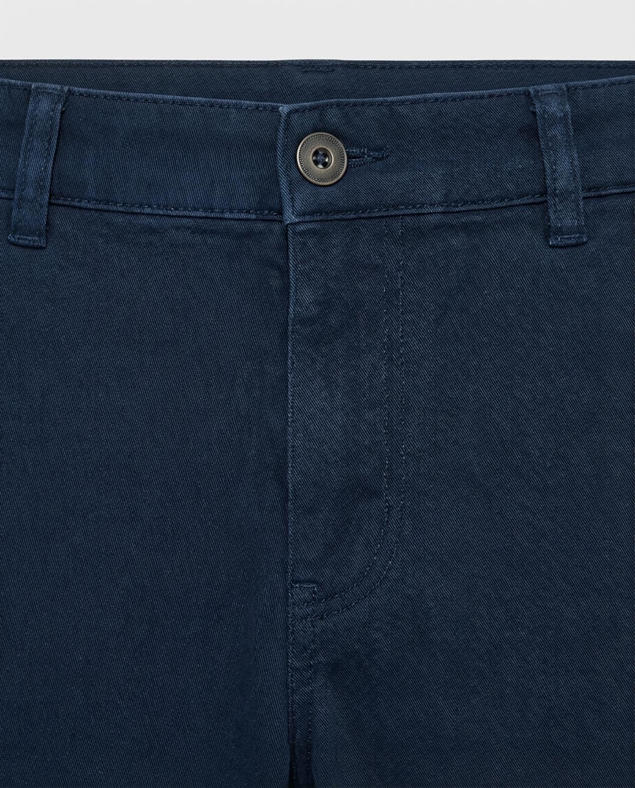 Pantaloni chino slim fit con dettagli logati