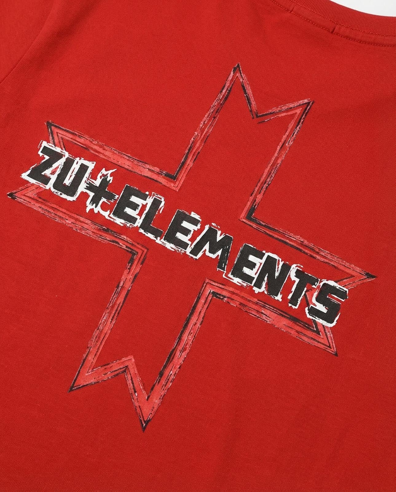 T-shirt girocollo maniche corte, stampa lato cuore logata