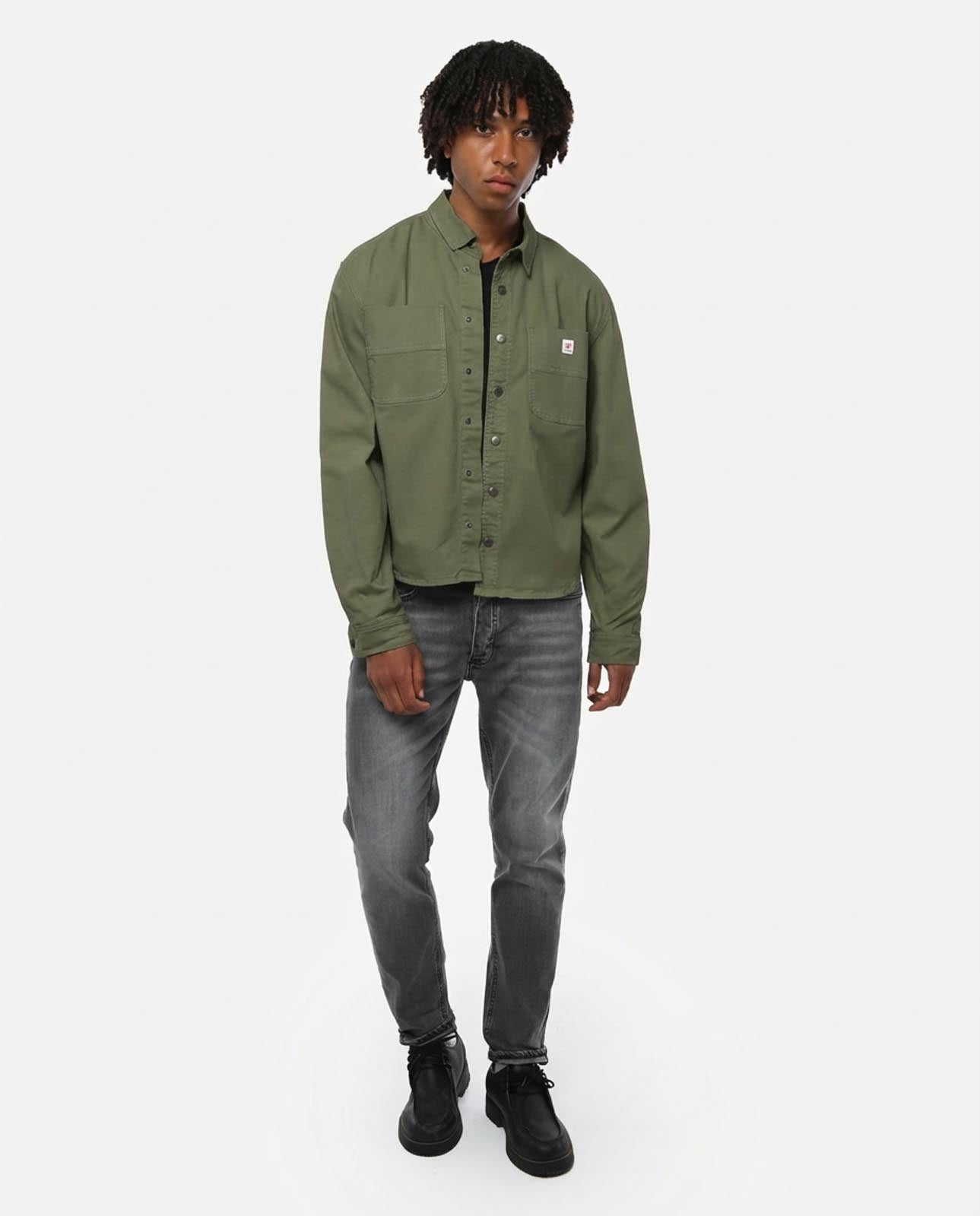 Overshirt in twill con tasche frontali, etichetta e bottoni personalizzati