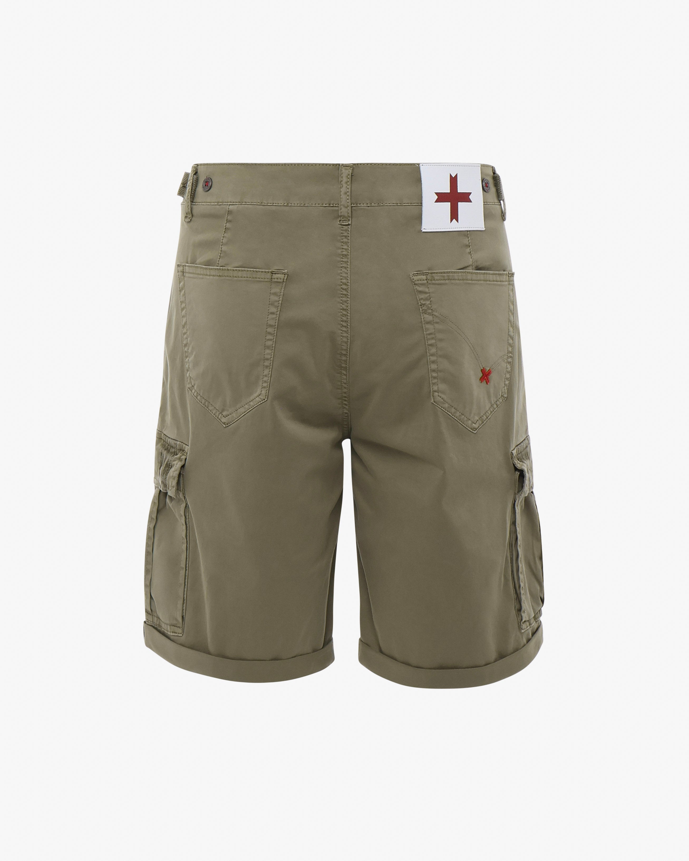 Gabardine cargo shorts 