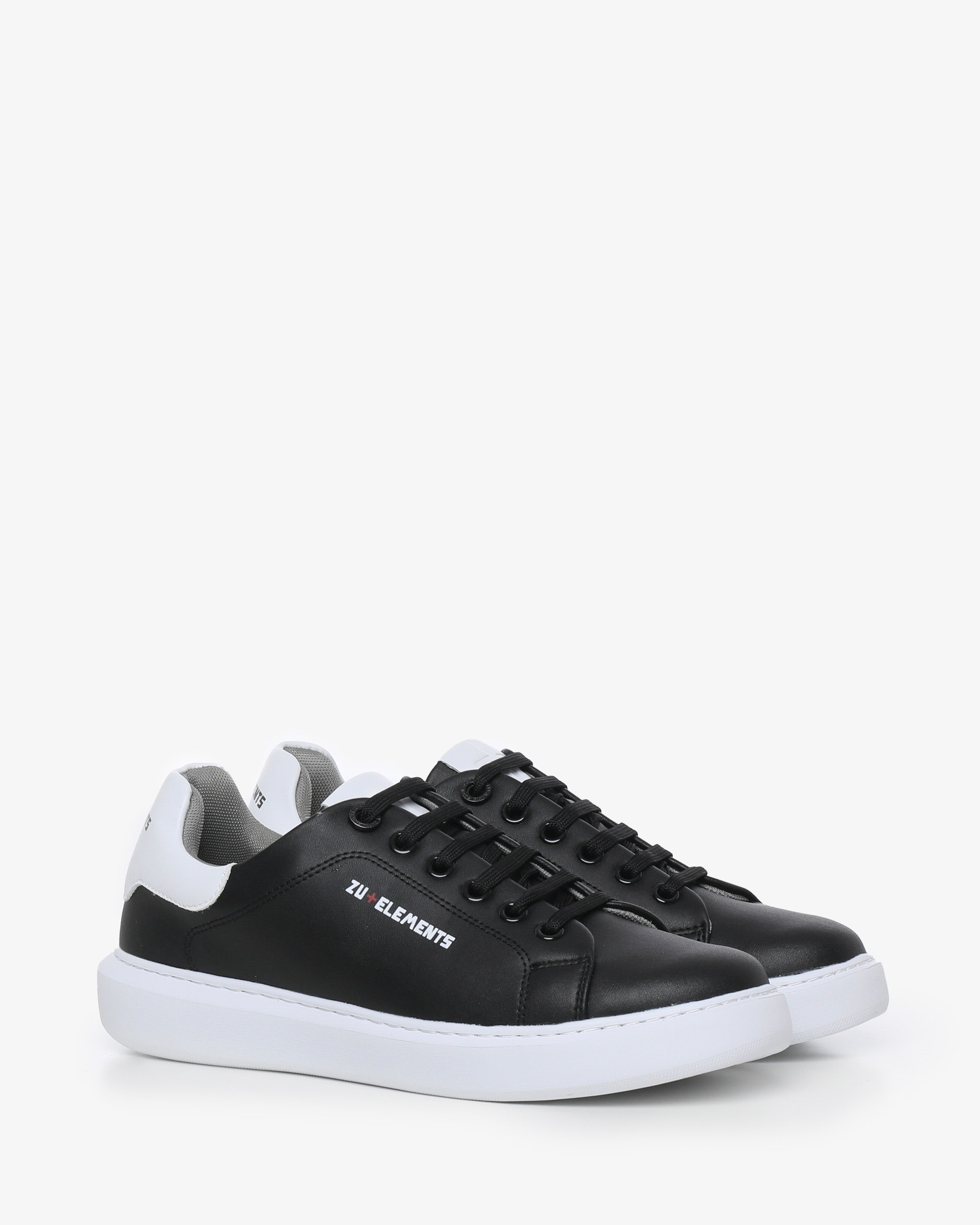 "ZU050" Sneakers - Black/White