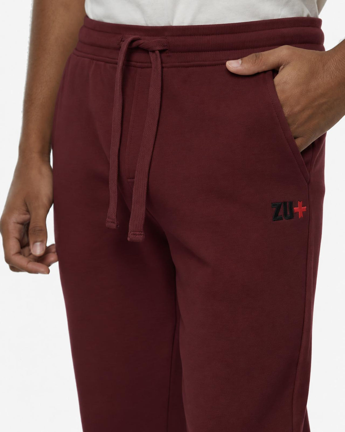 Pantaloni in felpa relaxed fit con ricamo a contrasto