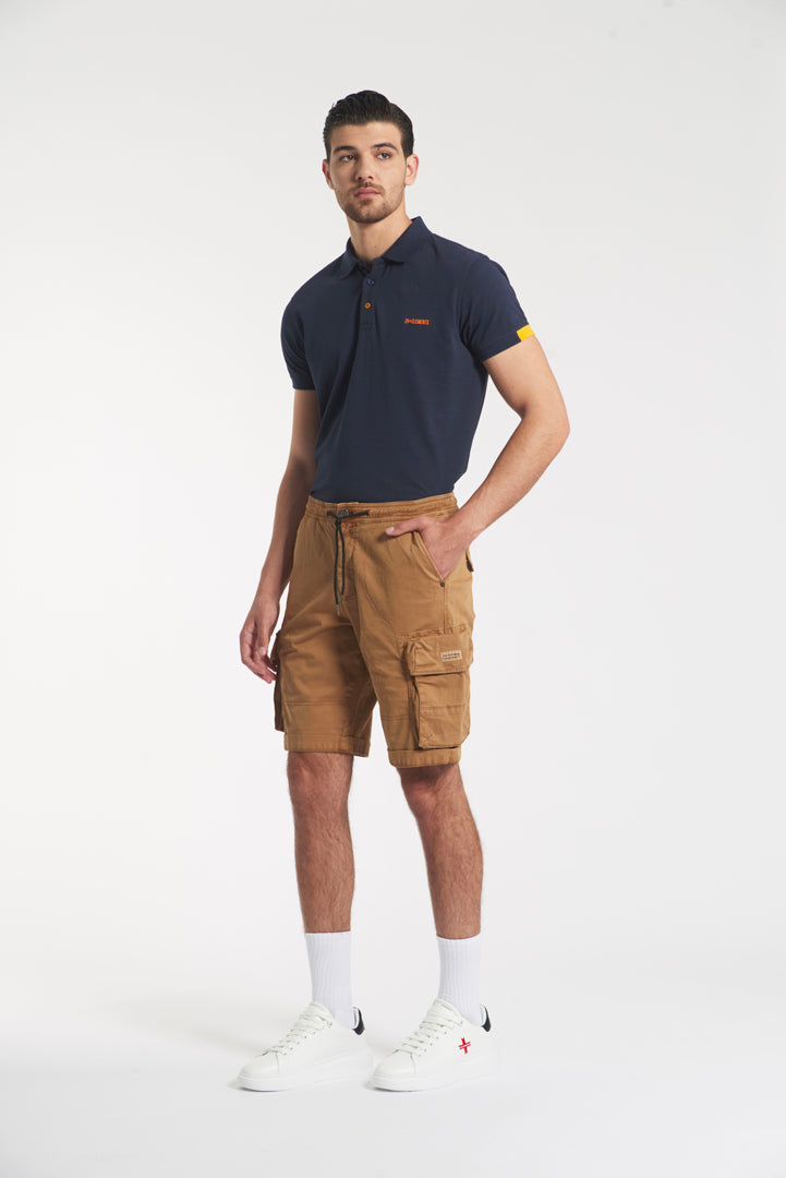 Elastic cargo Bermuda shorts in gabardine 