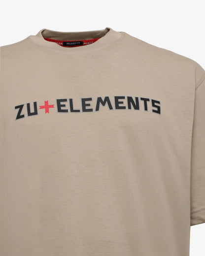 T-shirt relaxed e personalizzazione su manica