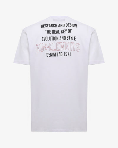 T-shirt con micrologo e stampa sul retro