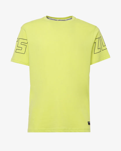 T-shirt con logo su manica e sul retro