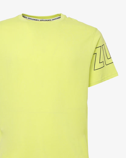 T-shirt con logo su manica e sul retro