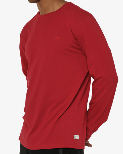 T-shirt manica lunga, logo lato cuore ricamato, collo e polsi a coste