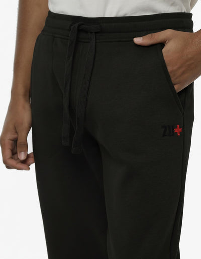 Pantaloni in felpa relaxed fit con ricamo a contrasto