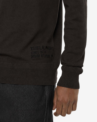 Maglia mezzo collo in viscosa con ricamo sul fondo