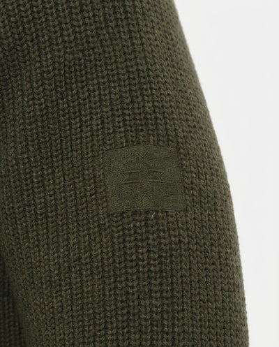 Maglia girocollo manica raglan con patch ricamato