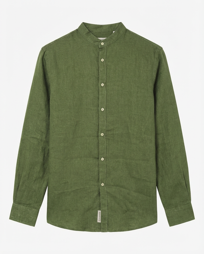 Camicia in puro lino con collo coreano e vestibilità regular