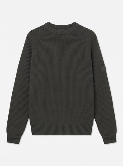 Maglia girocollo manica raglan con patch ricamato
