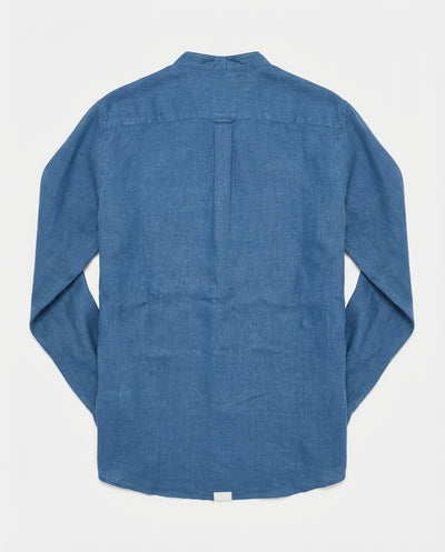 Camicia in puro lino con collo coreano e vestibilità regular