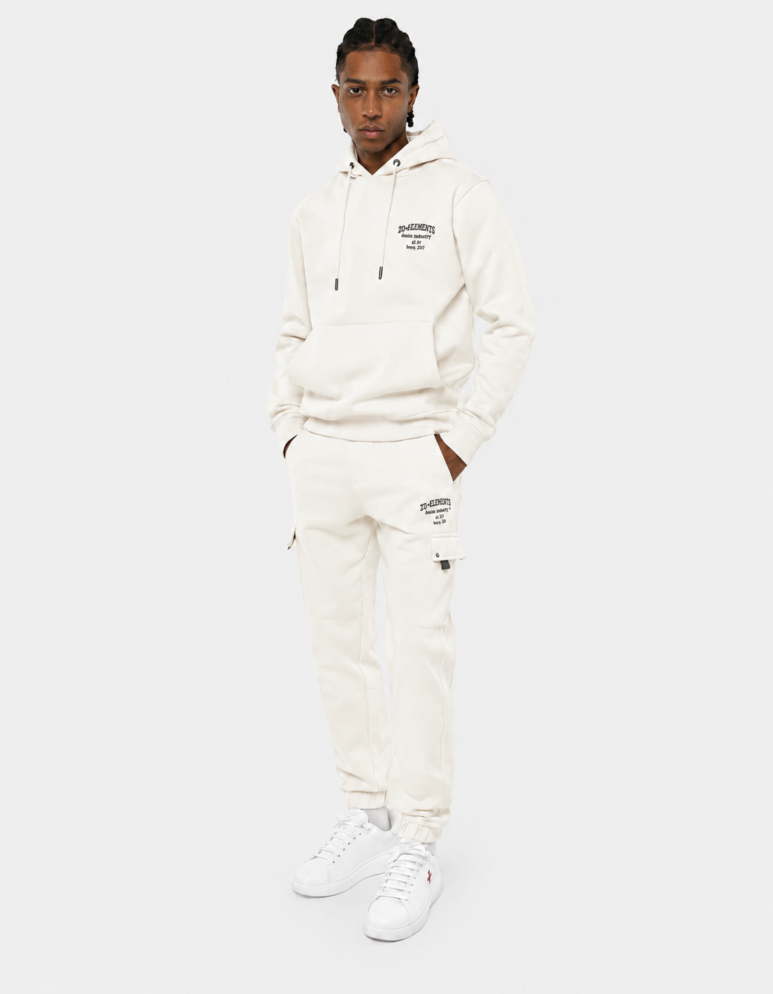 Pantaloni cargo in felpa con rivetti