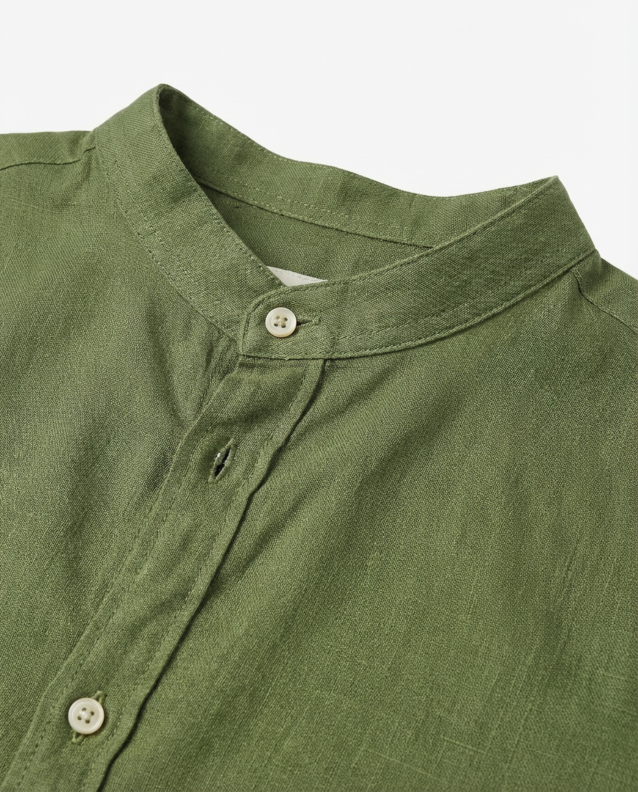 Camicia in puro lino con collo coreano e vestibilità regular