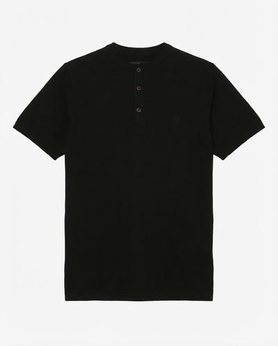 T-shirt in maglia maniche corte con collo serafino