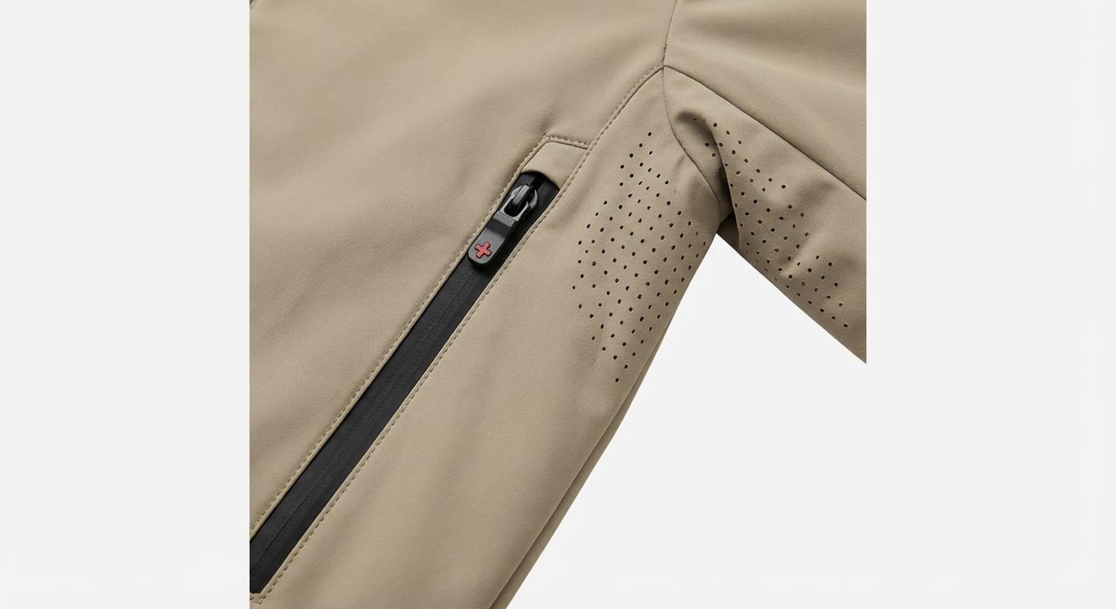 Giubbino zip con cappuccio e chiusura frontale