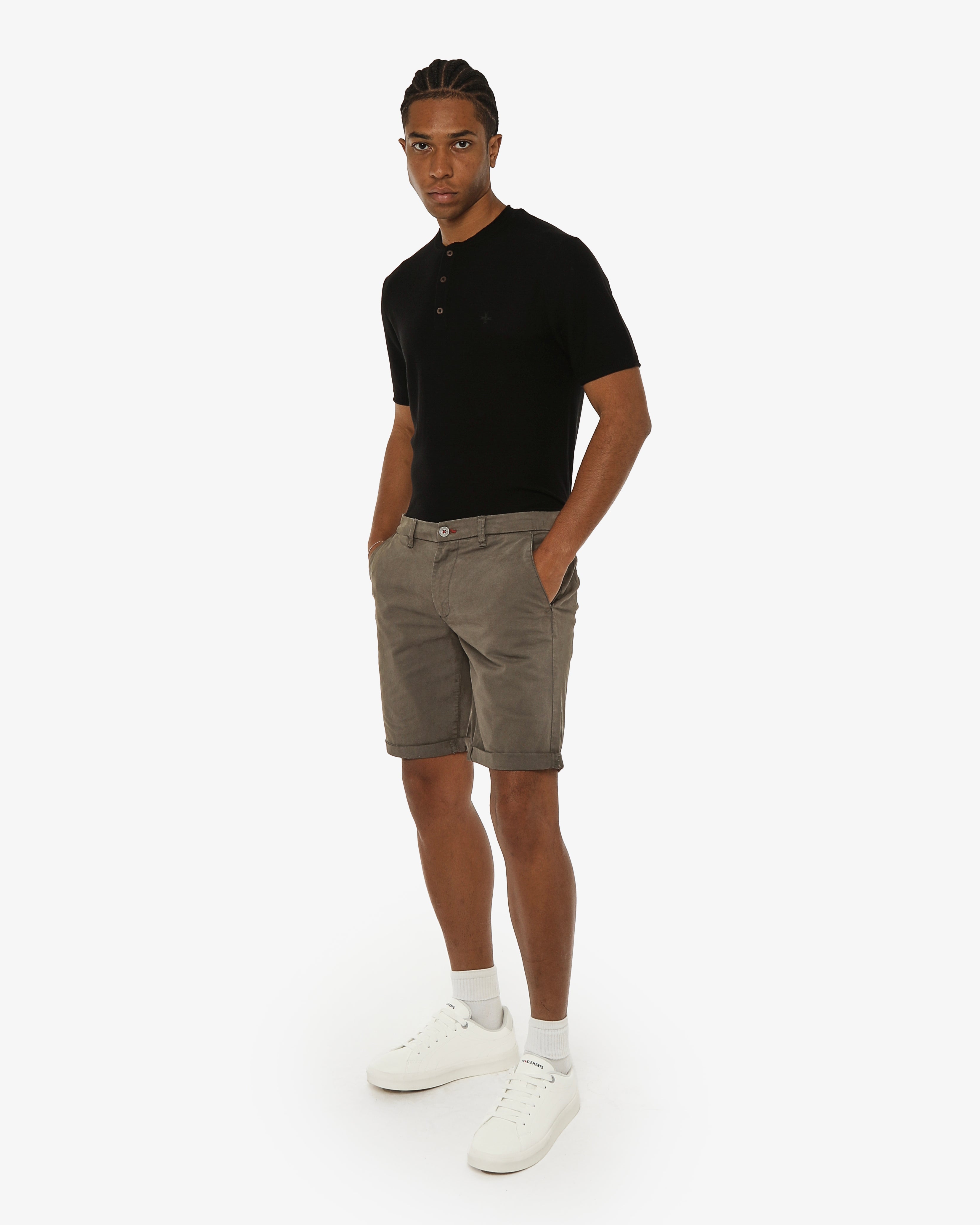 Bermuda chino con ricamo sul retro