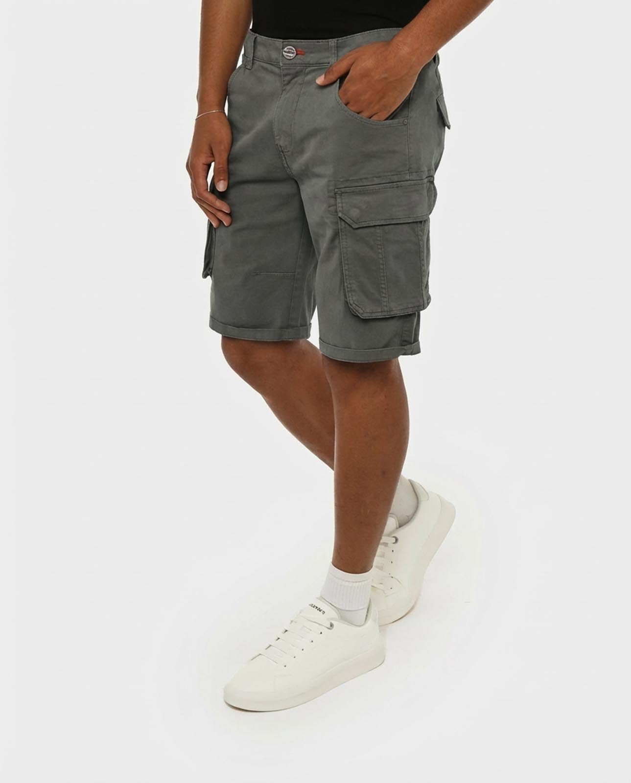 Bermuda con ricamo sul retro