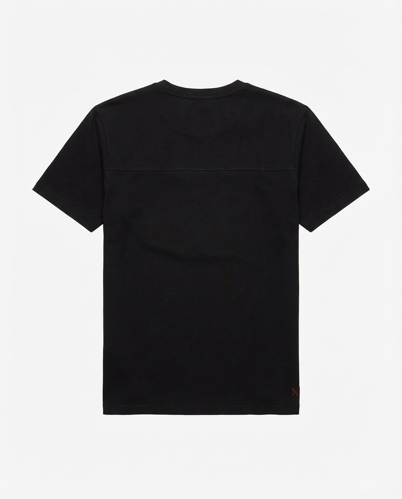 T-shirt girocollo maniche corte, ricamo lato cuore e taglio sul dietro