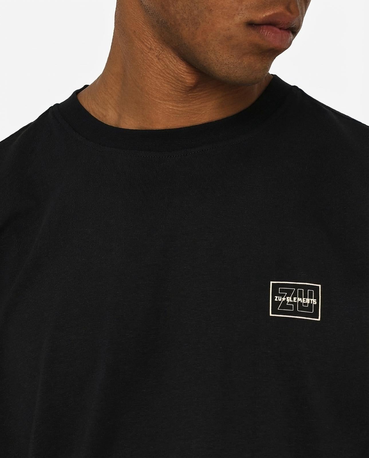 T-shirt girocollo maniche corte, stampa lato cuore e sul dietro – Optical Black