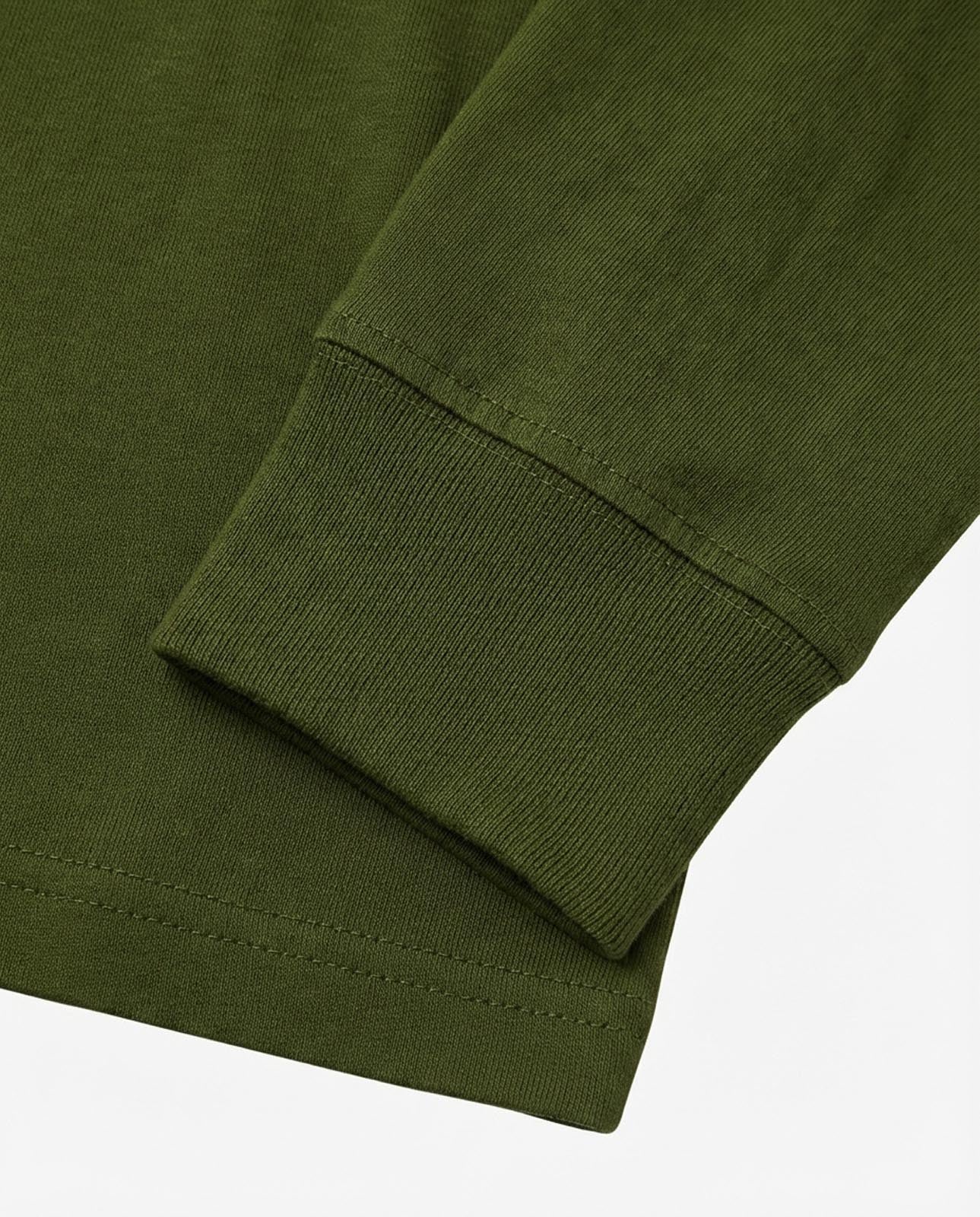 T-shirt manica lunga, logo lato cuore ricamato, collo e polsi a coste