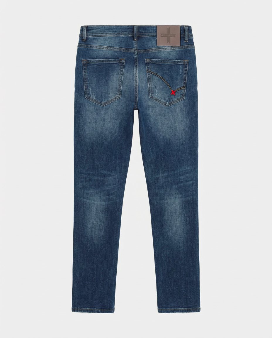 Jeans slim fit in tono medium blue con piccoli strappi