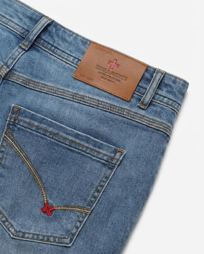 Jeans slim fit in tono light blue